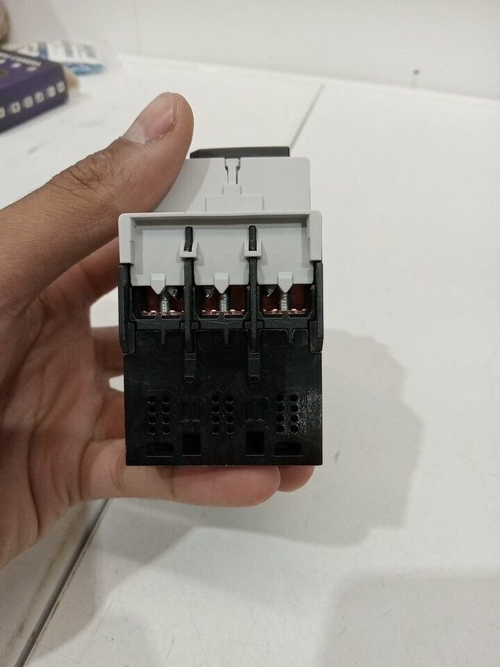 Sprecher & Schuh KTA9-32S-1.6A motor protection circuit breaker - Image 6