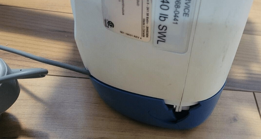 ✳️Duty Free✳️Guardian BHM Arjo Voyager Duo w/ Carry Bar - Parts only - Image 7